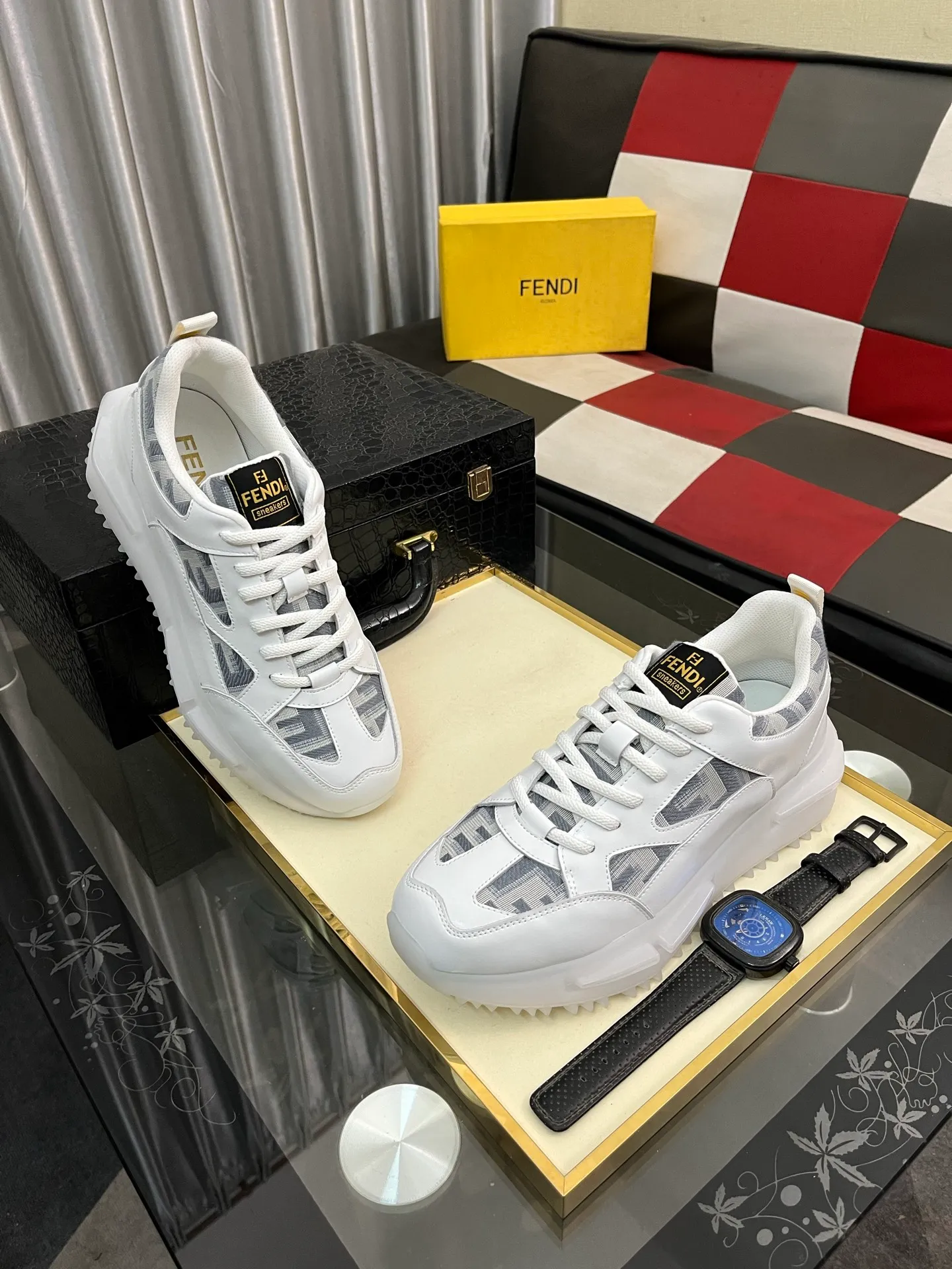 Men's Men's Shoes💰458⌚️⌚️[Fendi] Fendi's latest casual shoes for men! Available at counters simultaneously! A one-to-one replica of the original. All imported official website one-to-one cowhide fabric. The interior is made of top-grade sheepskin, and the original factory-supplied rubber outsole is used. Leading new fashion concepts. Matching code: 38-442️⃣Colors available